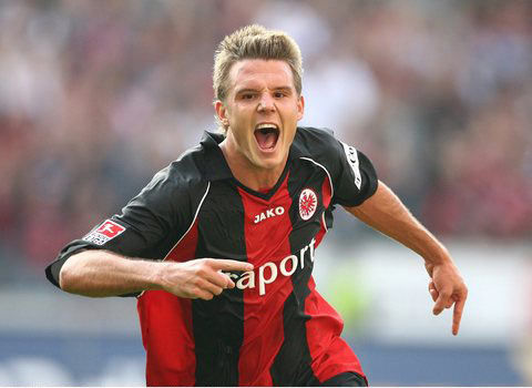 在激烈的足 在激烈的足